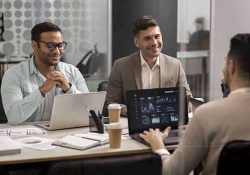 modern-equipped-computer-lab (1)